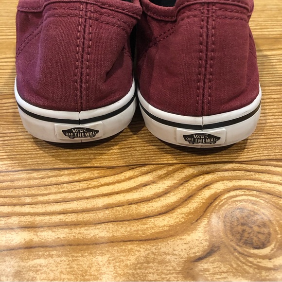 Ladies size 7 maroon black vans - Picture 7 of 7